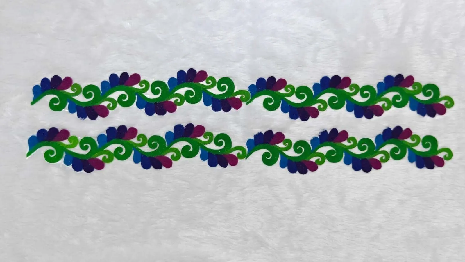 Feather Scroll Border
