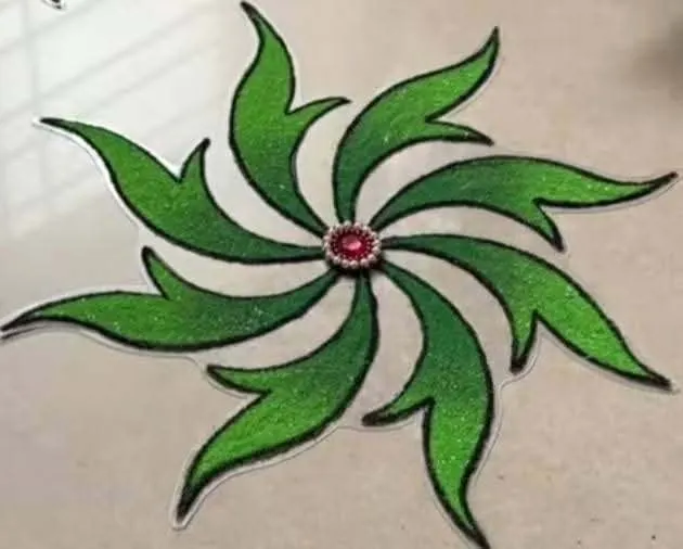 Pinwheel Spiral Rhinestone